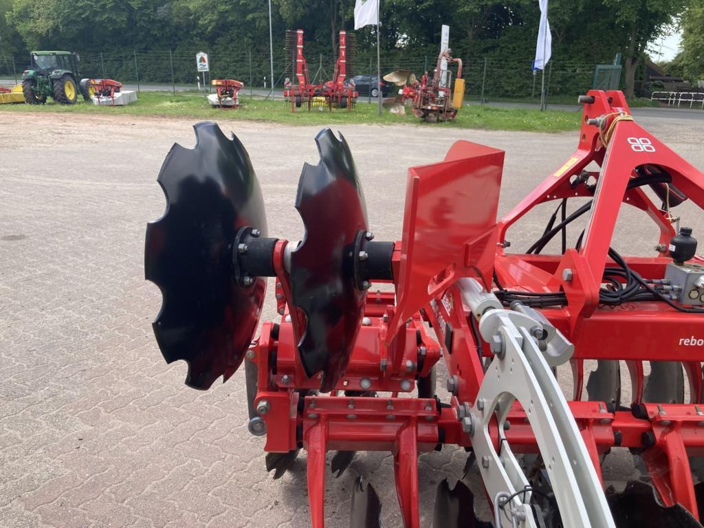 Pöttinger TERRADISC 3001 - Дискова брана: снимка 4 Pöttinger TERRADISC 3001 - Дискова брана: снимка 4