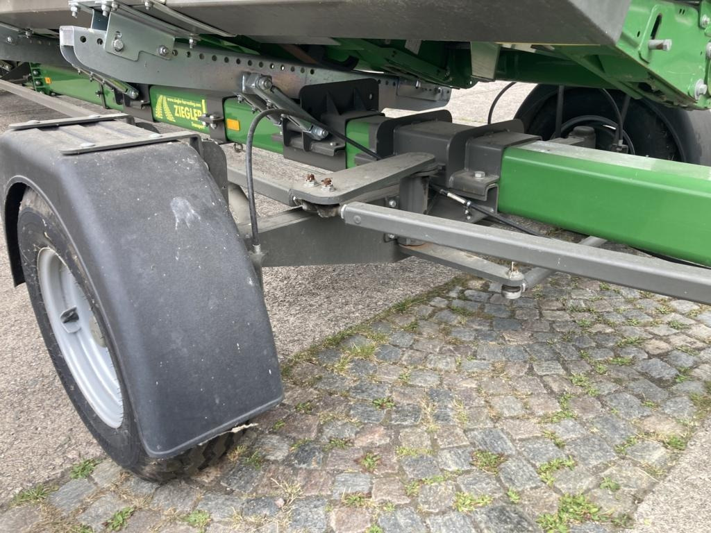 Ziegler 4WT JD RD35F - Зърнокомбайн: снимка 4 Ziegler 4WT JD RD35F - Зърнокомбайн: снимка 4