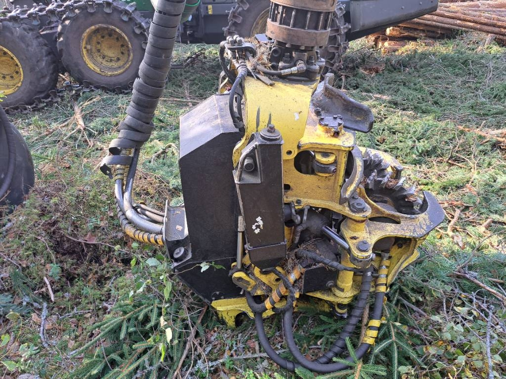 Харвестер John Deere 1170G: снимка 9