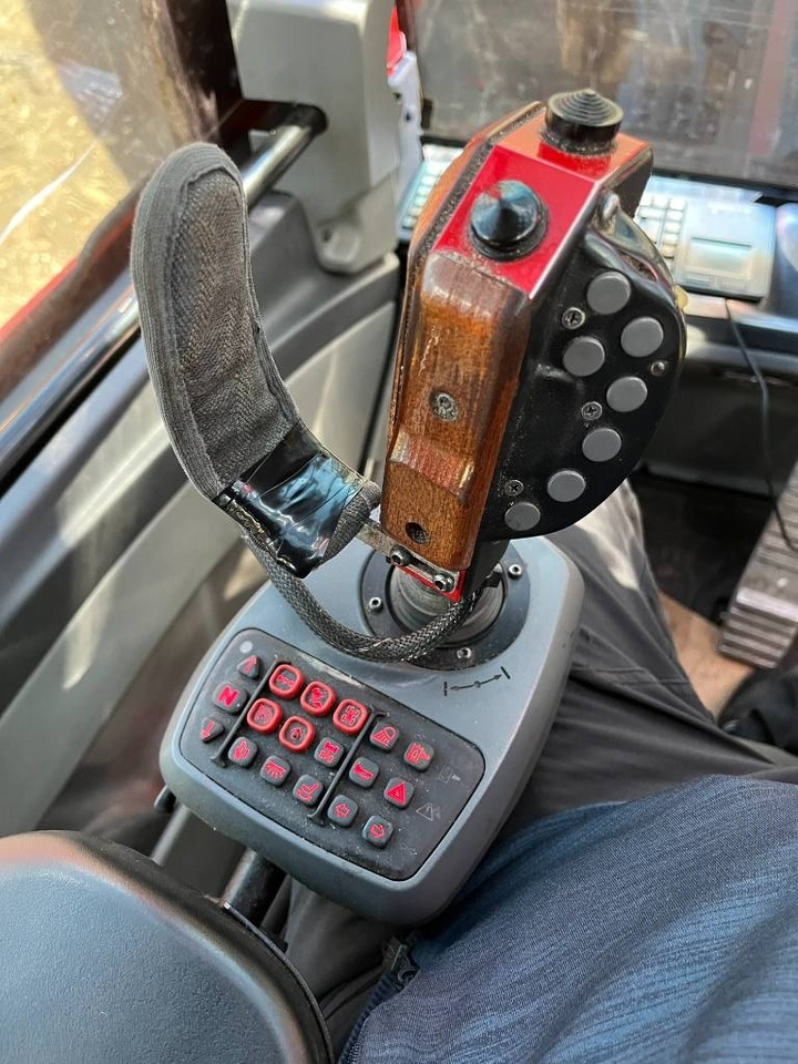 Komatsu 901 - Харвестер: снимка 3 Komatsu 901 - Харвестер: снимка 3