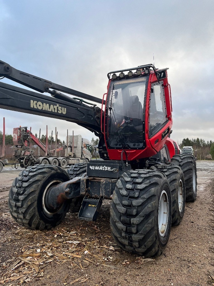 Komatsu 911 - Харвестер: снимка 1 Komatsu 911 - Харвестер: снимка 1