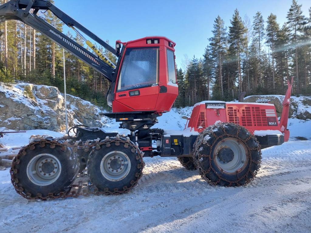 Харвестер Komatsu 931.1: снимка 9