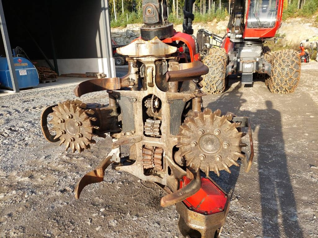 Харвестер Komatsu 931: снимка 6 Харвестер Komatsu 931: снимка 6