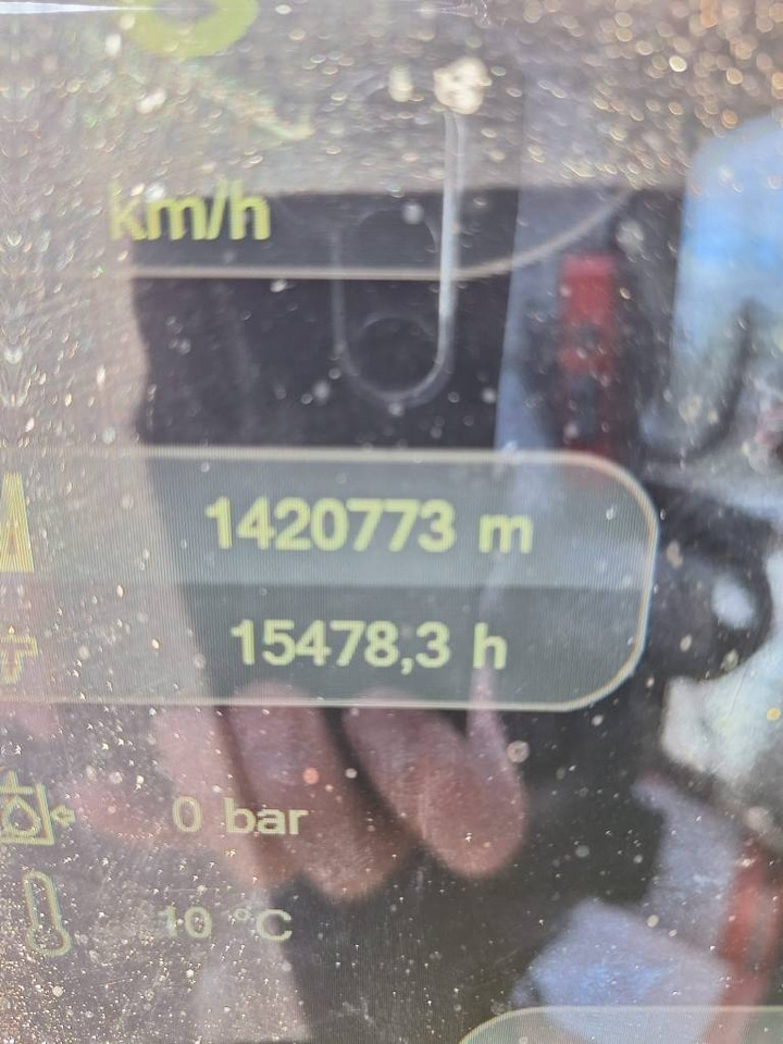 Харвестер Komatsu 931: снимка 6