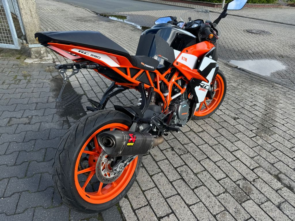 KTM RC 390 Acrapovic Unfall - Мотоциклет: снимка 4 KTM RC 390 Acrapovic Unfall - Мотоциклет: снимка 4