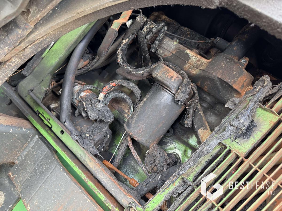 John Deere 6400 4RM - Трактор: снимка 5 John Deere 6400 4RM - Трактор: снимка 5