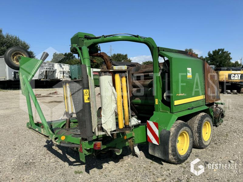John Deere 744 - Рулонна сламопреса: снимка 2 John Deere 744 - Рулонна сламопреса: снимка 2