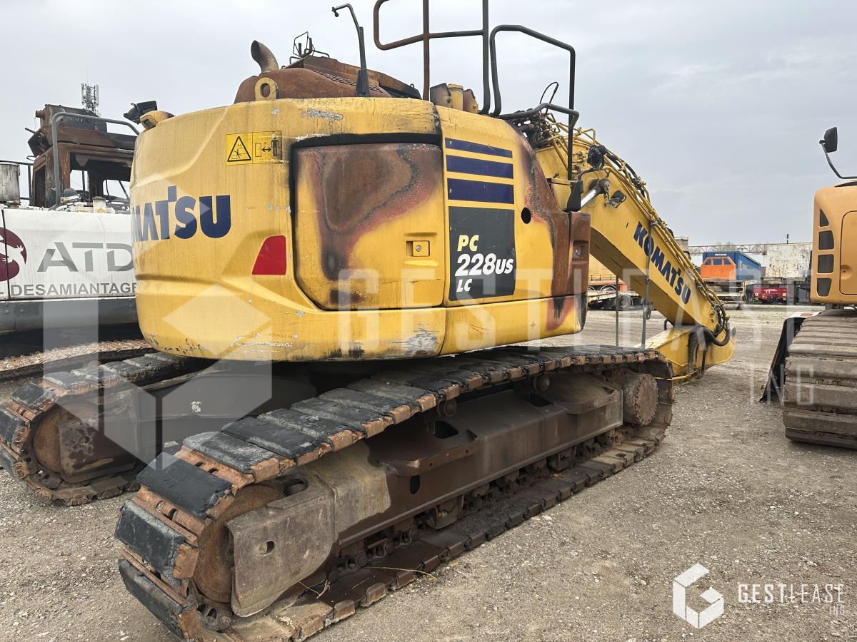 Komatsu PC228USLC-10 - Верижен багер: снимка 3 Komatsu PC228USLC-10 - Верижен багер: снимка 3