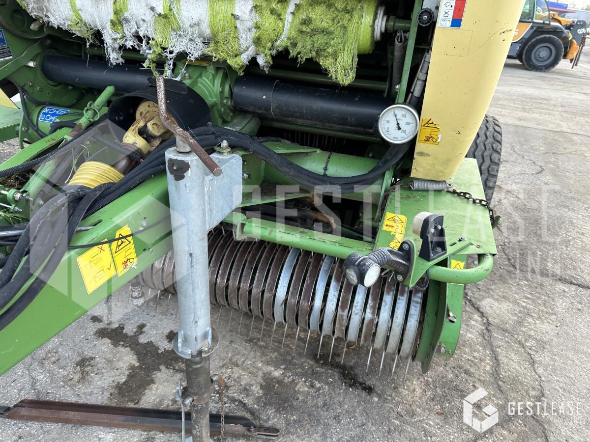 Рулонна сламопреса Krone COMPRIMA V 150 XC: снимка 18