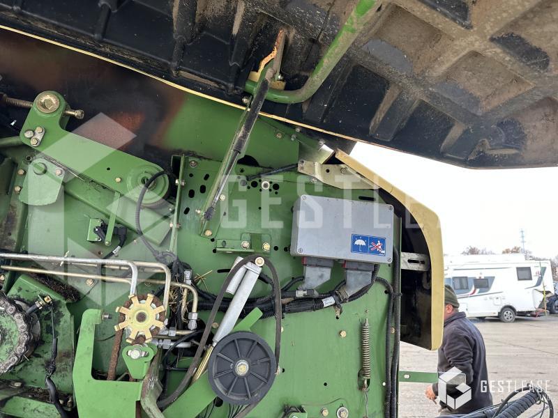 Рулонна сламопреса Krone COMPRIMA V 150 XC: снимка 13