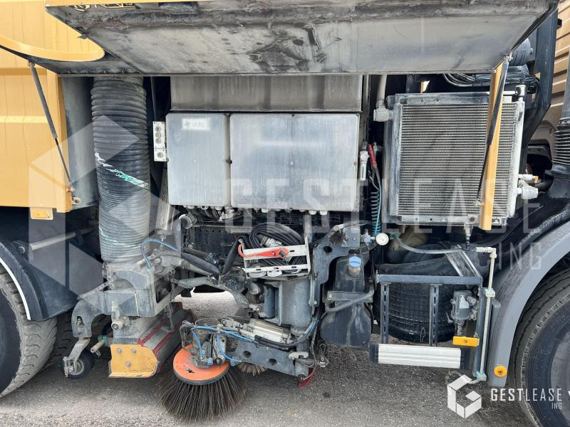 Лизинг на Mercedes AXOR 1833 Mercedes AXOR 1833: снимка 21