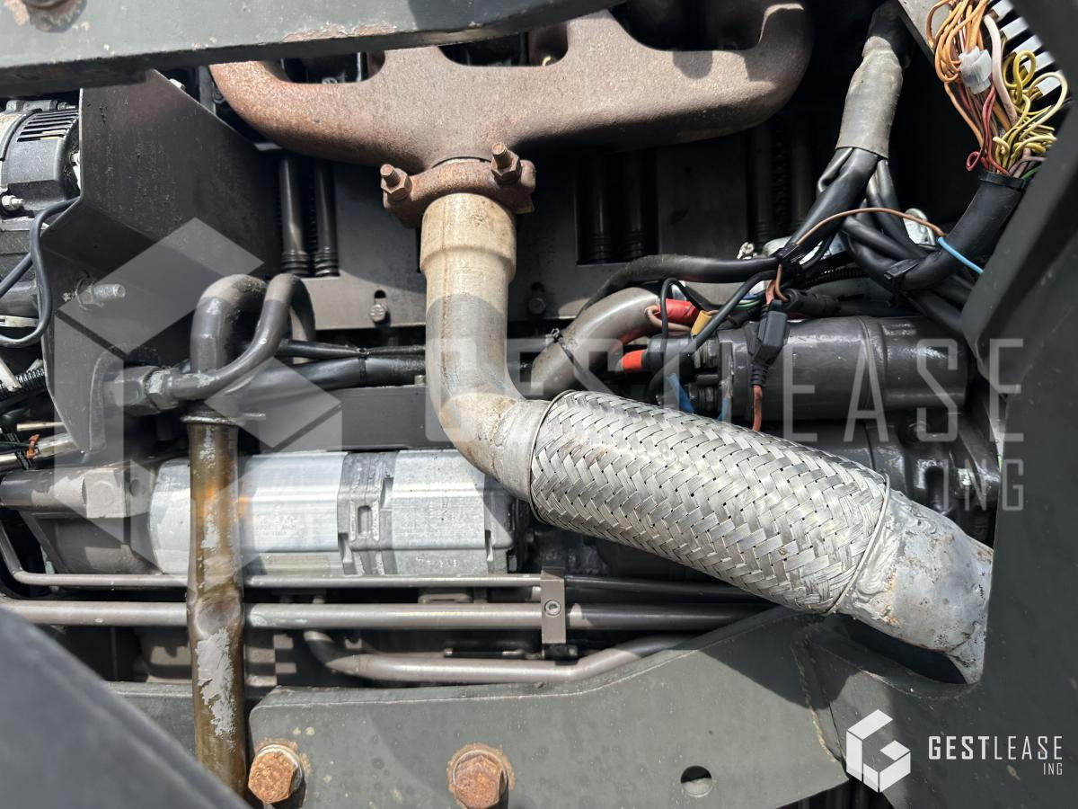 Трактор Renault PALES 240: снимка 10