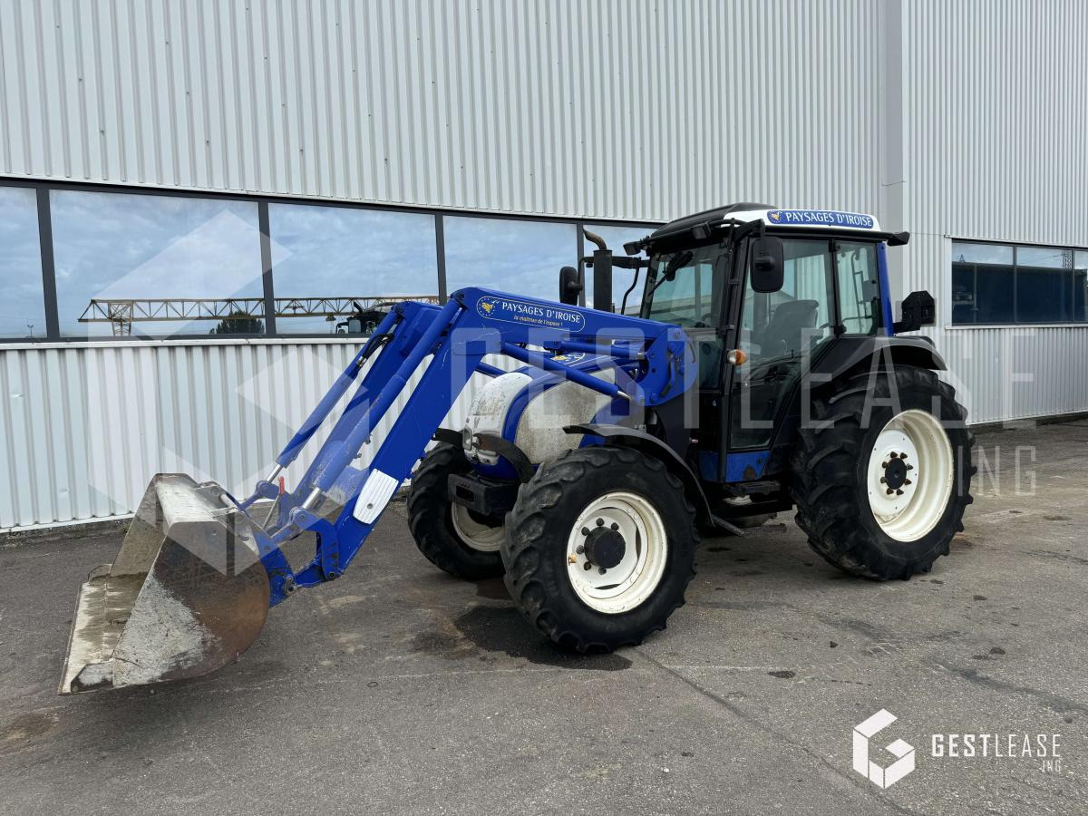 Valtra A72 - Трактор: снимка 1 Valtra A72 - Трактор: снимка 1