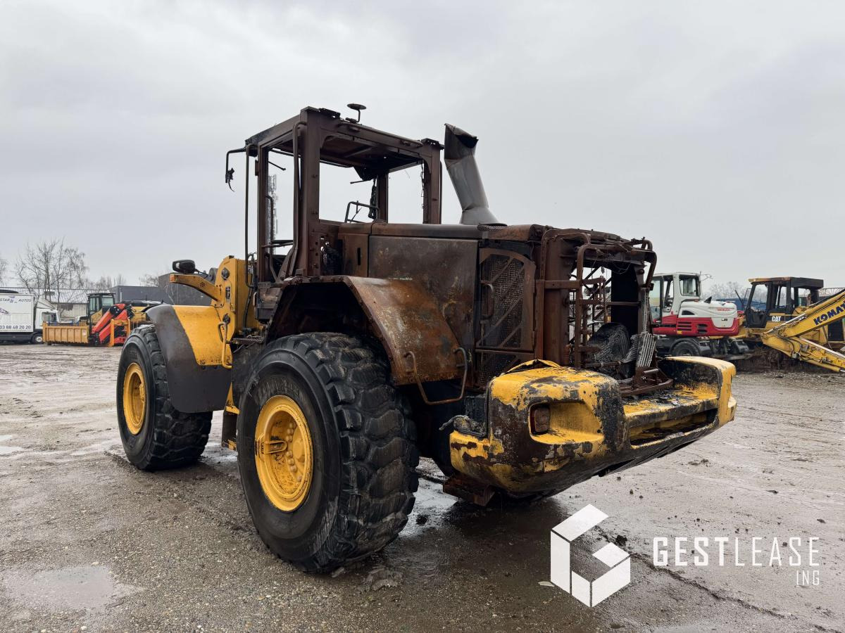 Volvo L 120 F - Колесен товарач: снимка 2 Volvo L 120 F - Колесен товарач: снимка 2
