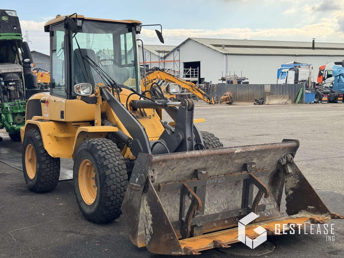 Volvo L30G - Колесен товарач: снимка 4 Volvo L30G - Колесен товарач: снимка 4