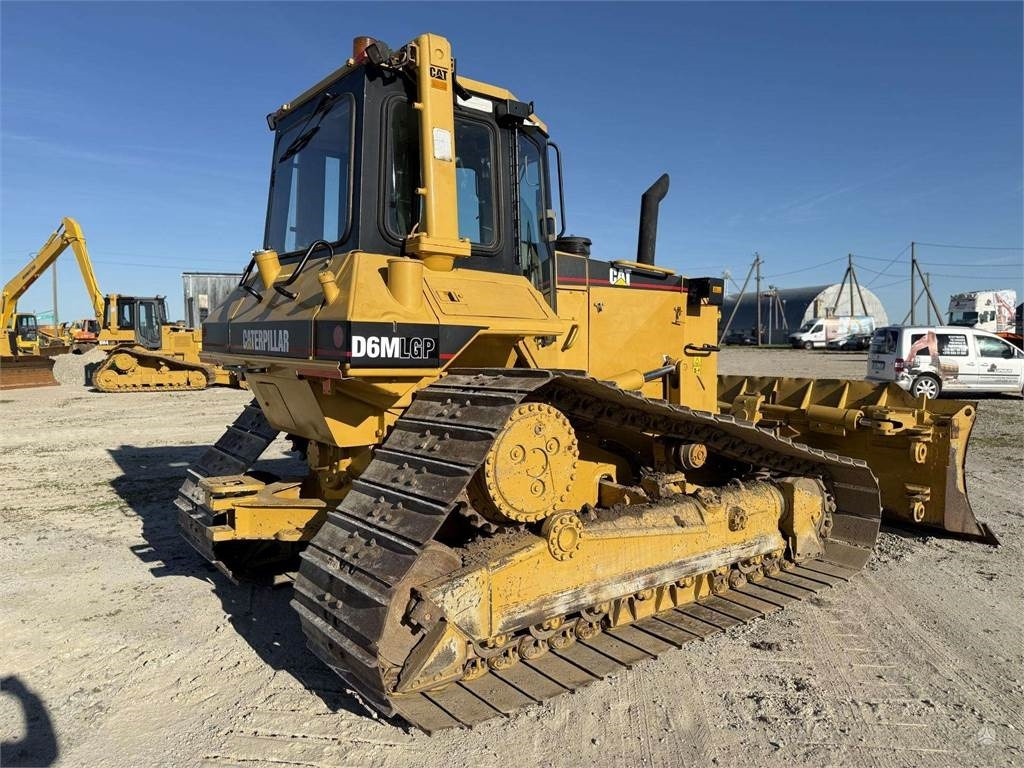 CAT D6M LGP - Булдозер: снимка 3 CAT D6M LGP - Булдозер: снимка 3