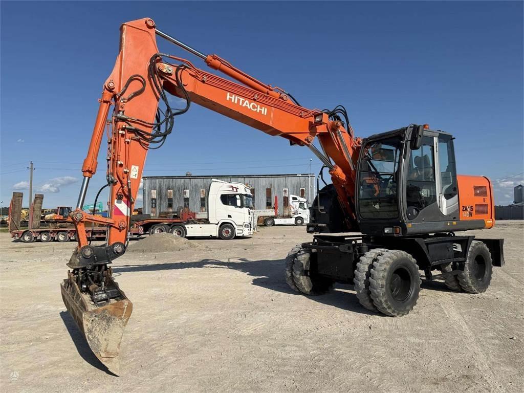 Hitachi ZX 140 W - Колесен багер: снимка 2 Hitachi ZX 140 W - Колесен багер: снимка 2
