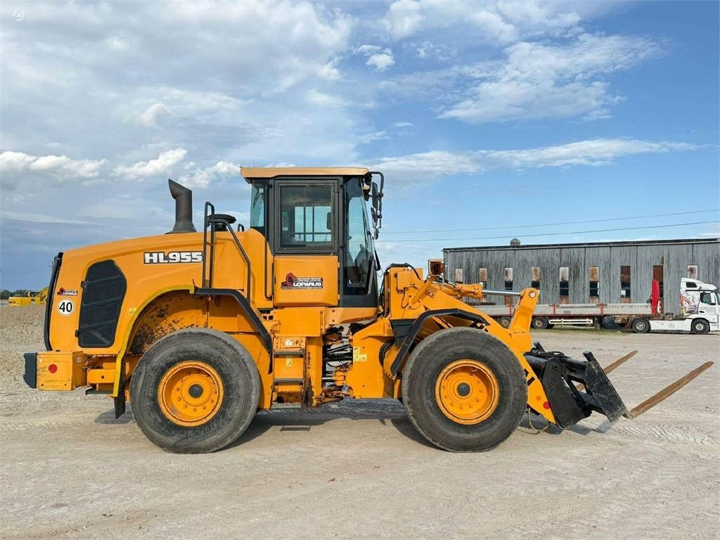 Hyundai HL 955 - Колесен товарач: снимка 2 Hyundai HL 955 - Колесен товарач: снимка 2