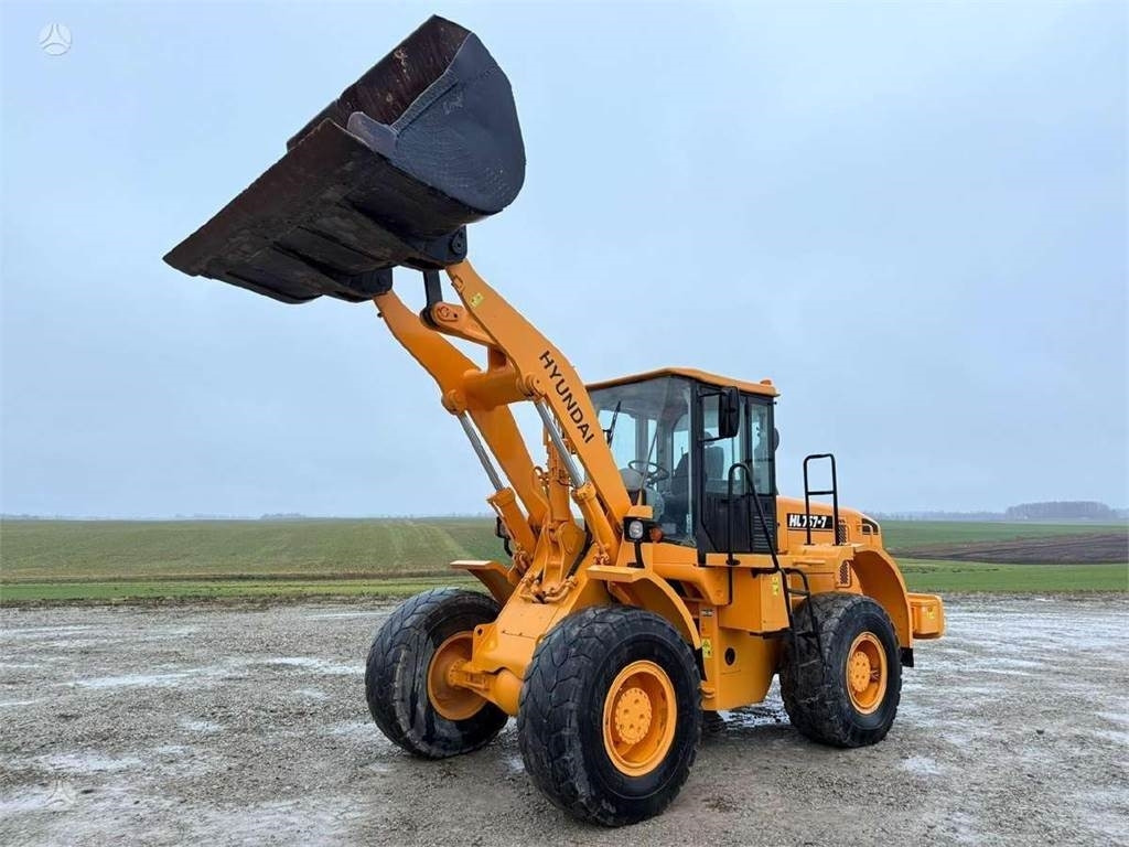 Hyundai HL757-7, third line - Колесен товарач: снимка 2 Hyundai HL757-7, third line - Колесен товарач: снимка 2