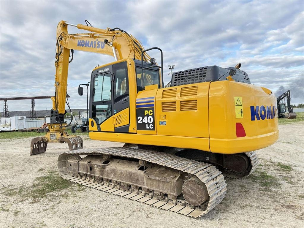 Komatsu PC 240 LC-11 - Верижен багер: снимка 3 Komatsu PC 240 LC-11 - Верижен багер: снимка 3
