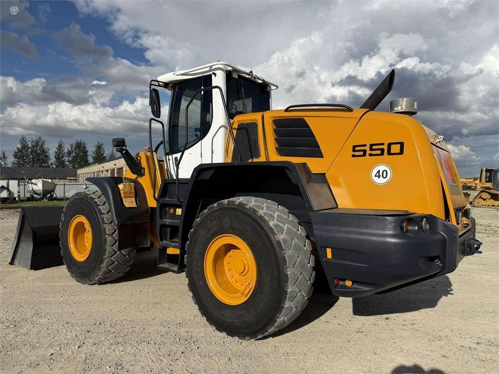 Liebherr L 550 , quick coupler - Колесен товарач: снимка 5 Liebherr L 550 , quick coupler - Колесен товарач: снимка 5