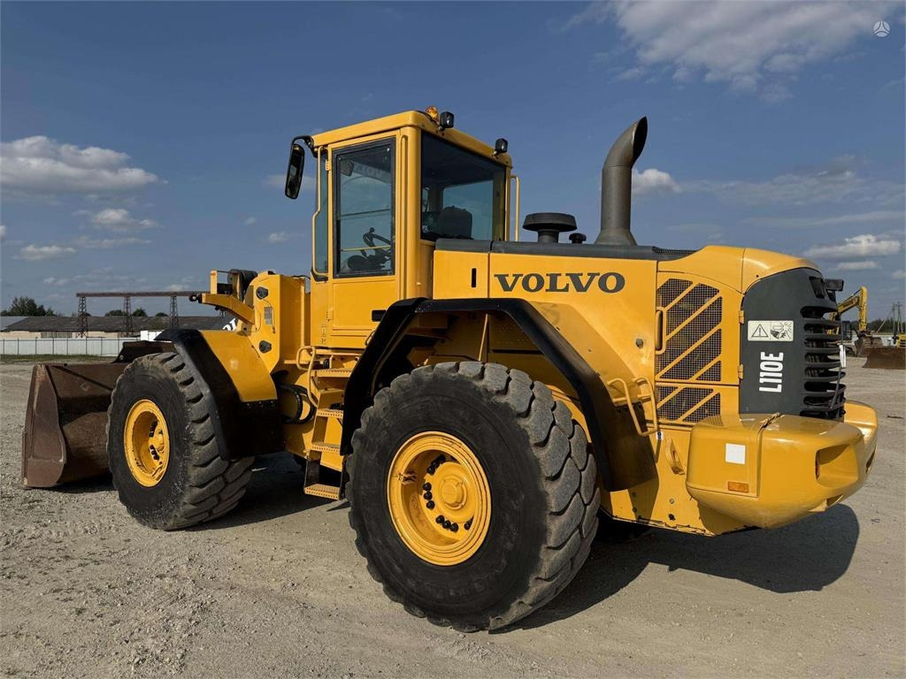 Volvo L 110 E - Колесен товарач: снимка 3 Volvo L 110 E - Колесен товарач: снимка 3