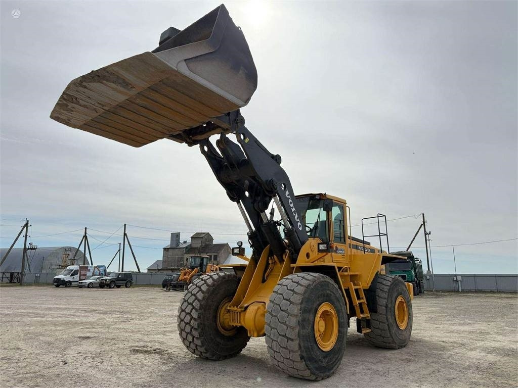 Volvo L 220 D, Quick hitch, Third l - Колесен товарач: снимка 2 Volvo L 220 D, Quick hitch, Third l - Колесен товарач: снимка 2