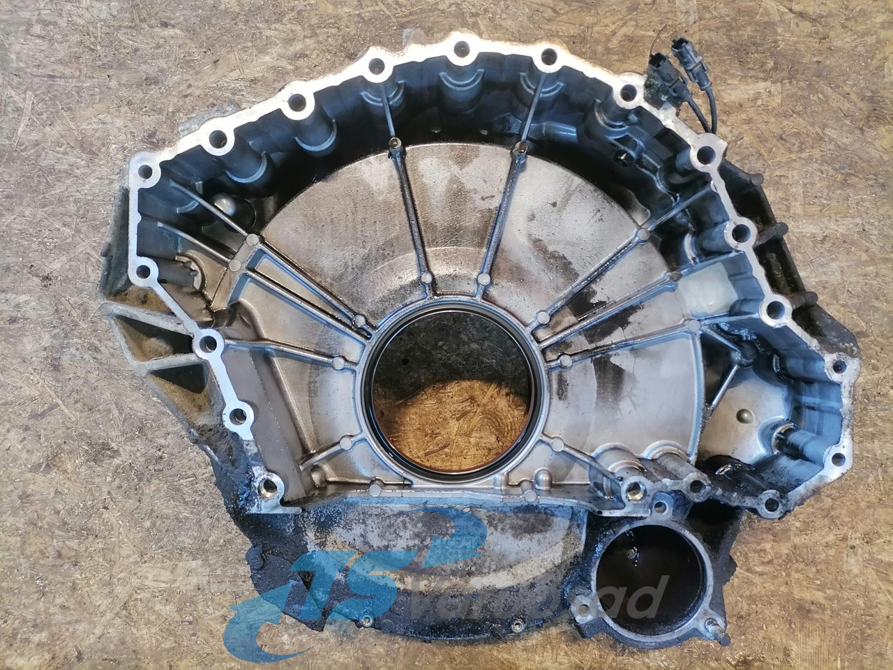 DAF Flywheel housing 1695375 - Маховик за Камион: снимка 3 DAF Flywheel housing 1695375 - Маховик за Камион: снимка 3