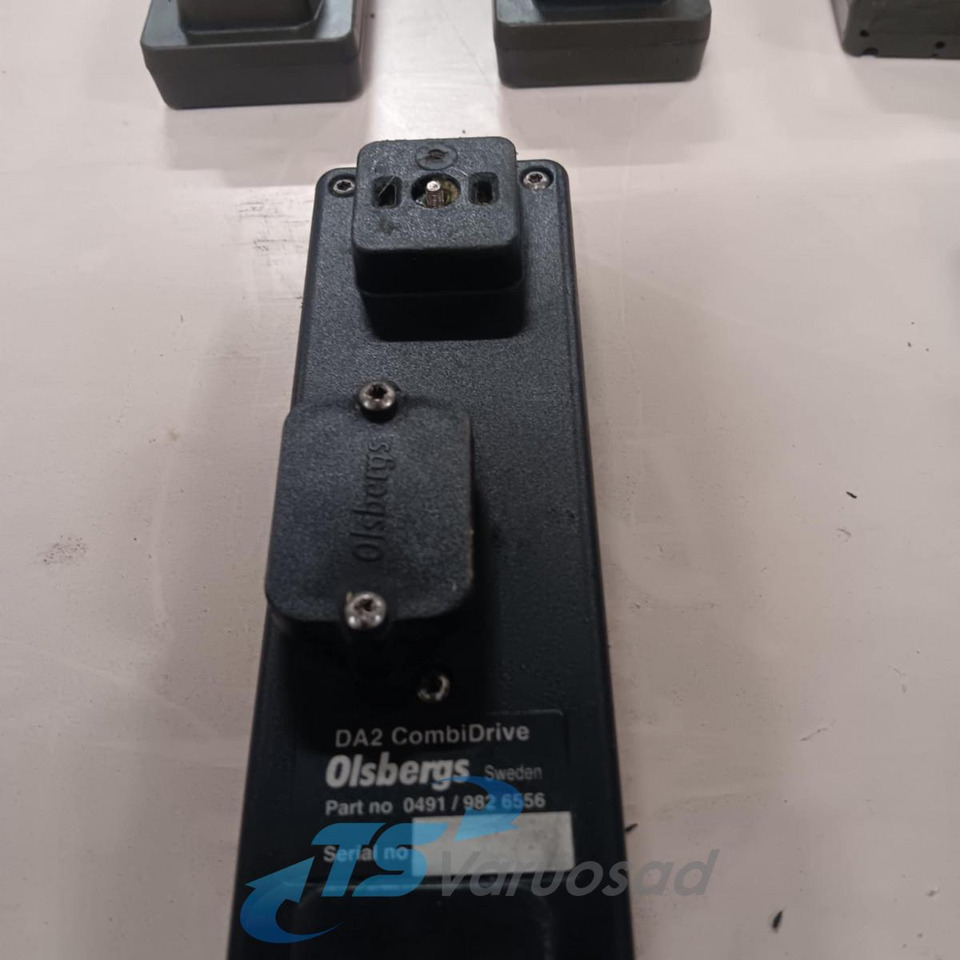 HIAB HIAB DIGITAL AMPLIFIER 9826556 - Хидравлика за Камион: снимка 3 HIAB HIAB DIGITAL AMPLIFIER 9826556 - Хидравлика за Камион: снимка 3