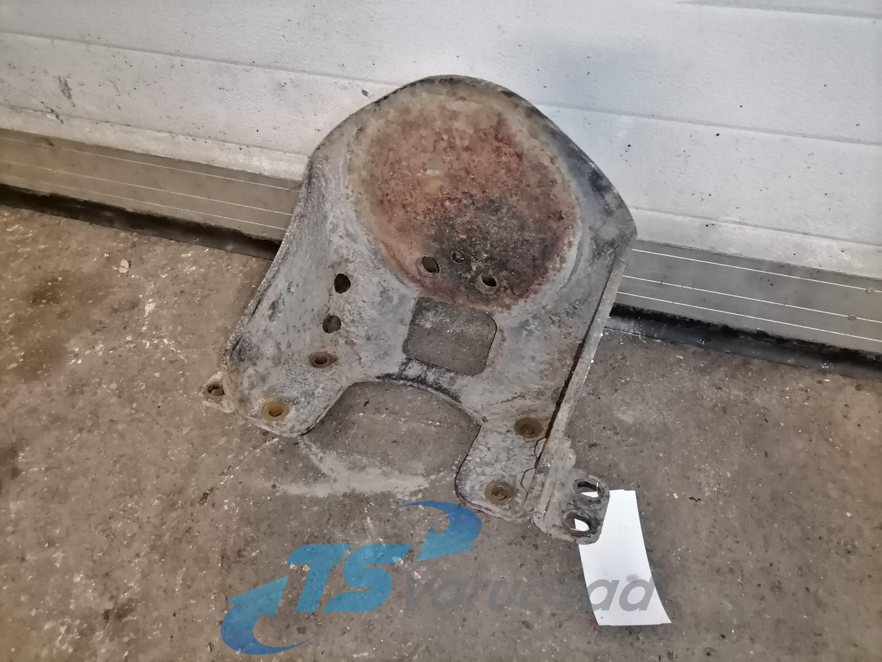 MAN Air spring bracket 81354405016 - Въздушно окачване за Камион: снимка 1 MAN Air spring bracket 81354405016 - Въздушно окачване за Камион: снимка 1