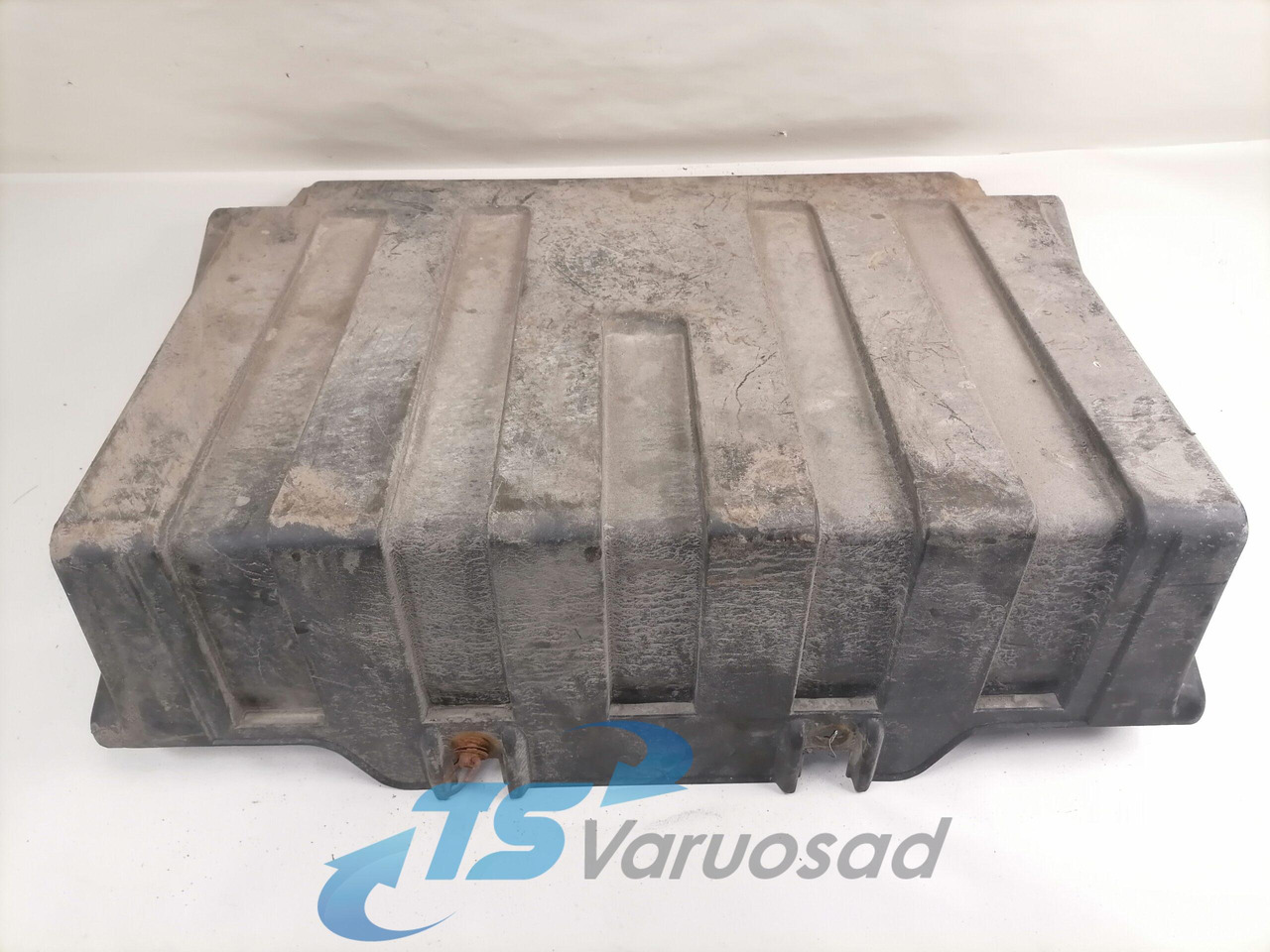 MAN Battery cover 81418600139 - Акумулатор за Камион: снимка 2 MAN Battery cover 81418600139 - Акумулатор за Камион: снимка 2