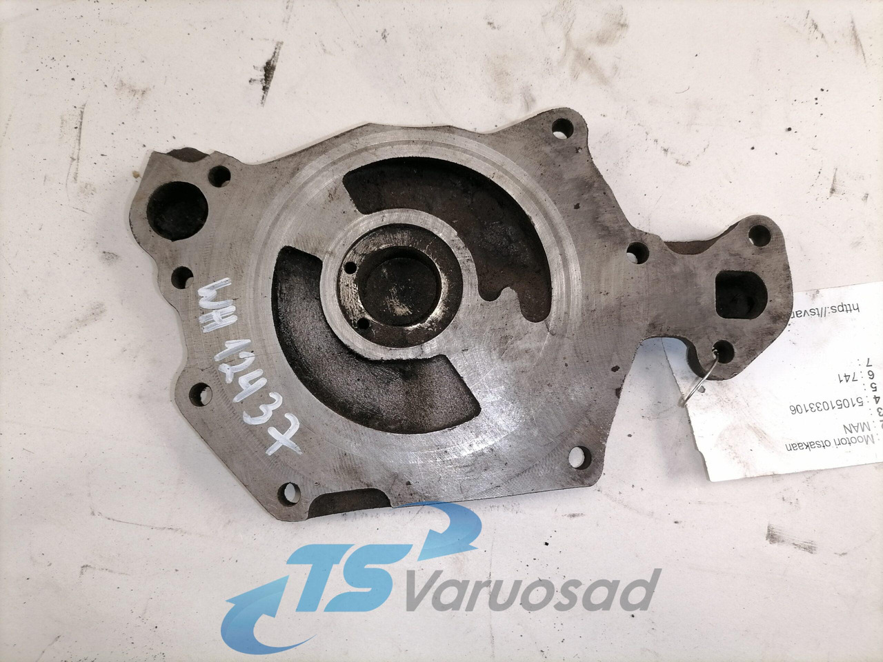 MAN Engine front cover 51051033106 - Двигател и части за Камион: снимка 2 MAN Engine front cover 51051033106 - Двигател и части за Камион: снимка 2