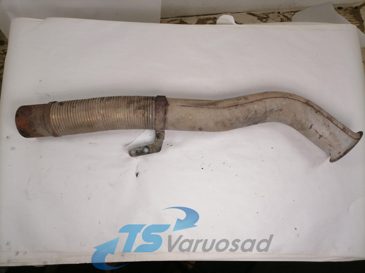 MAN Exhaust pipe 48120 - Заглушител за Камион: снимка 1 MAN Exhaust pipe 48120 - Заглушител за Камион: снимка 1