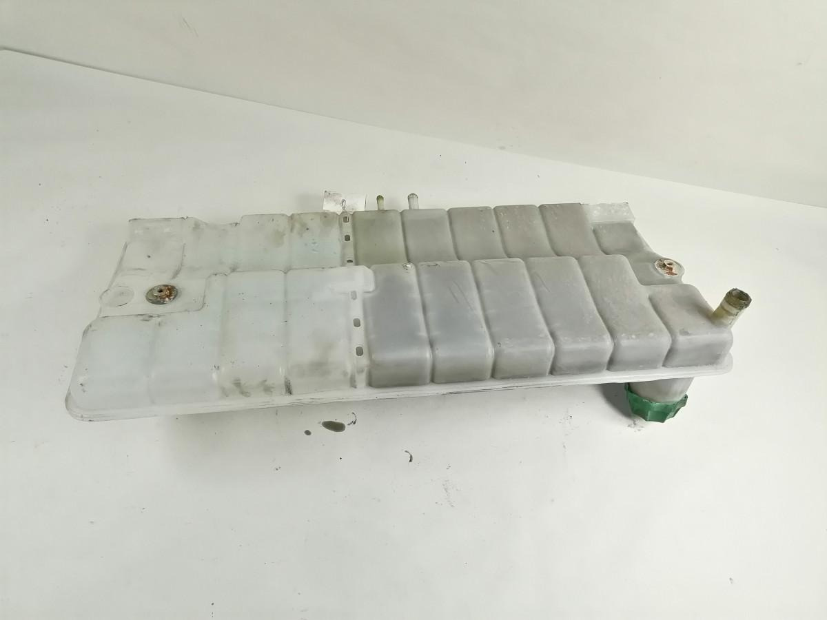 MAN Expansion tank 81061026203 - Универсална част за Камион: снимка 3 MAN Expansion tank 81061026203 - Универсална част за Камион: снимка 3
