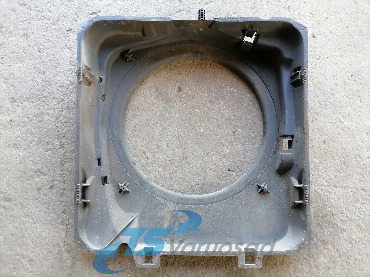 MAN Fan shroud 81066200145 - Радиатор за Камион: снимка 2 MAN Fan shroud 81066200145 - Радиатор за Камион: снимка 2