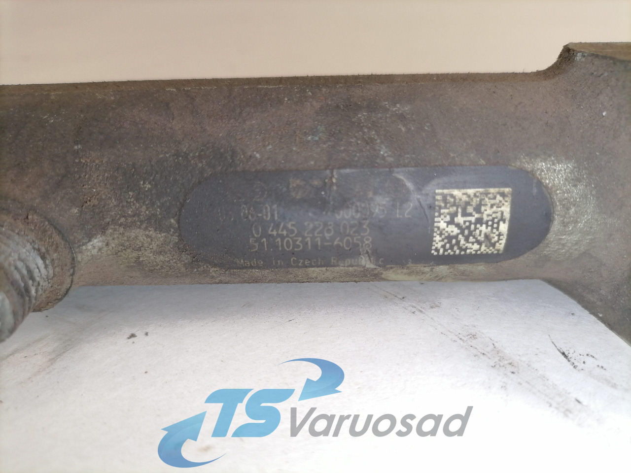 MAN Fuel collector 51103116058 - Горивна система за Камион: снимка 2 MAN Fuel collector 51103116058 - Горивна система за Камион: снимка 2