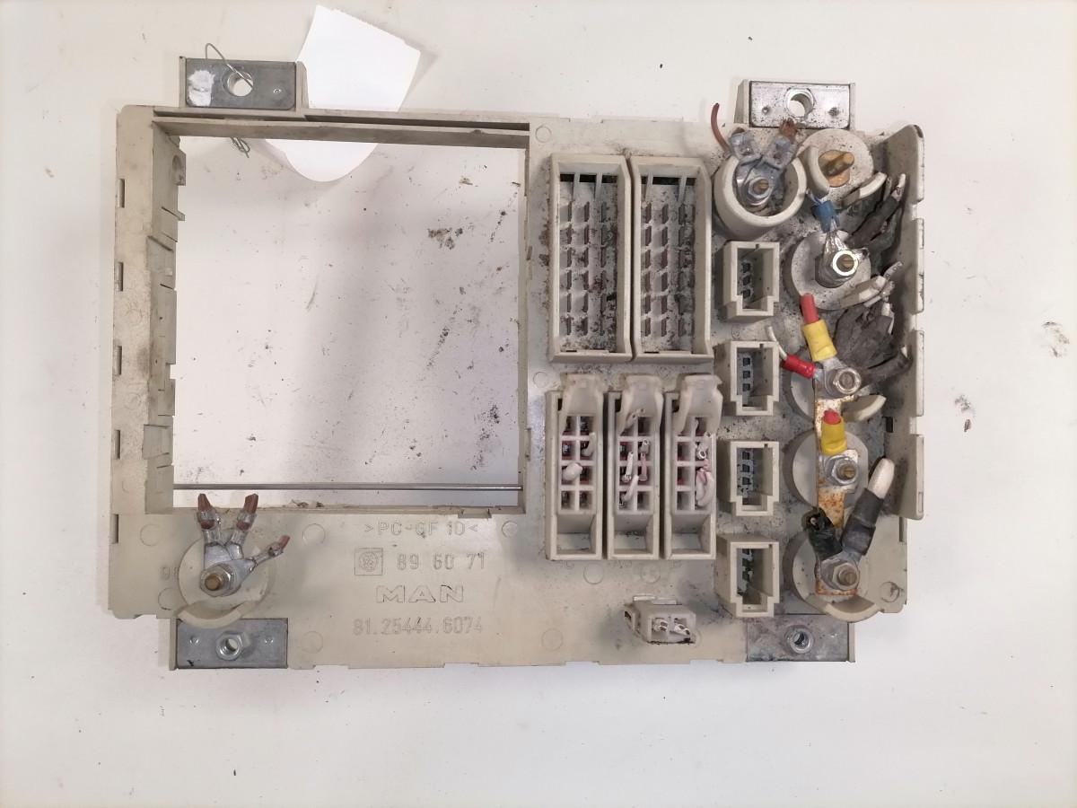 MAN Kaitsmepaneel 81254446074 - Предпазител за Камион: снимка 4 MAN Kaitsmepaneel 81254446074 - Предпазител за Камион: снимка 4