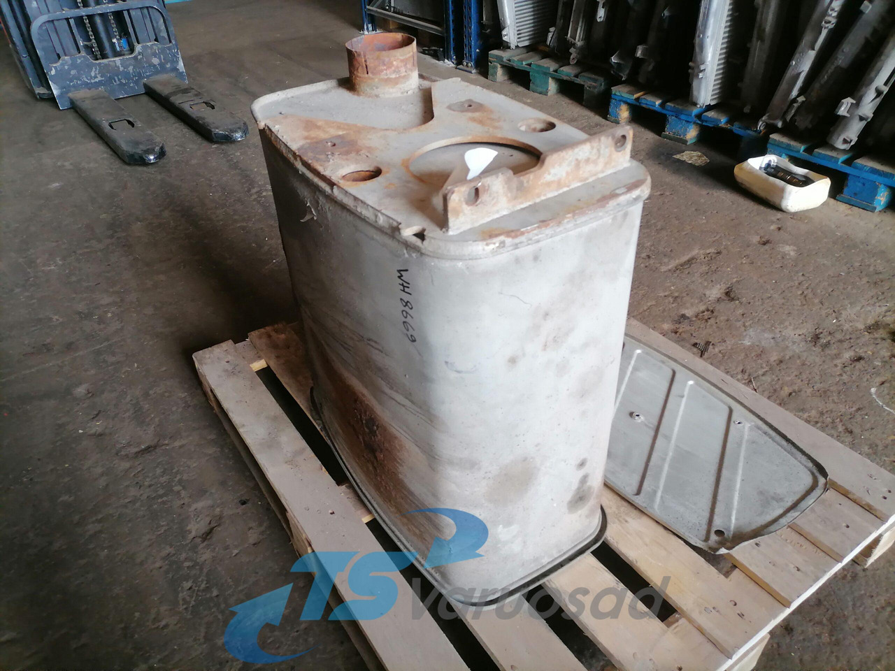 MAN Muffler 81151010346 - Заглушител за Камион: снимка 2 MAN Muffler 81151010346 - Заглушител за Камион: снимка 2