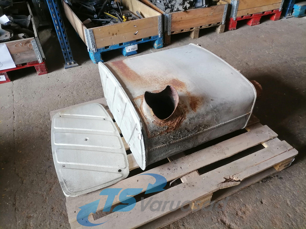 MAN Muffler 81151010346 - Заглушител за Камион: снимка 3 MAN Muffler 81151010346 - Заглушител за Камион: снимка 3