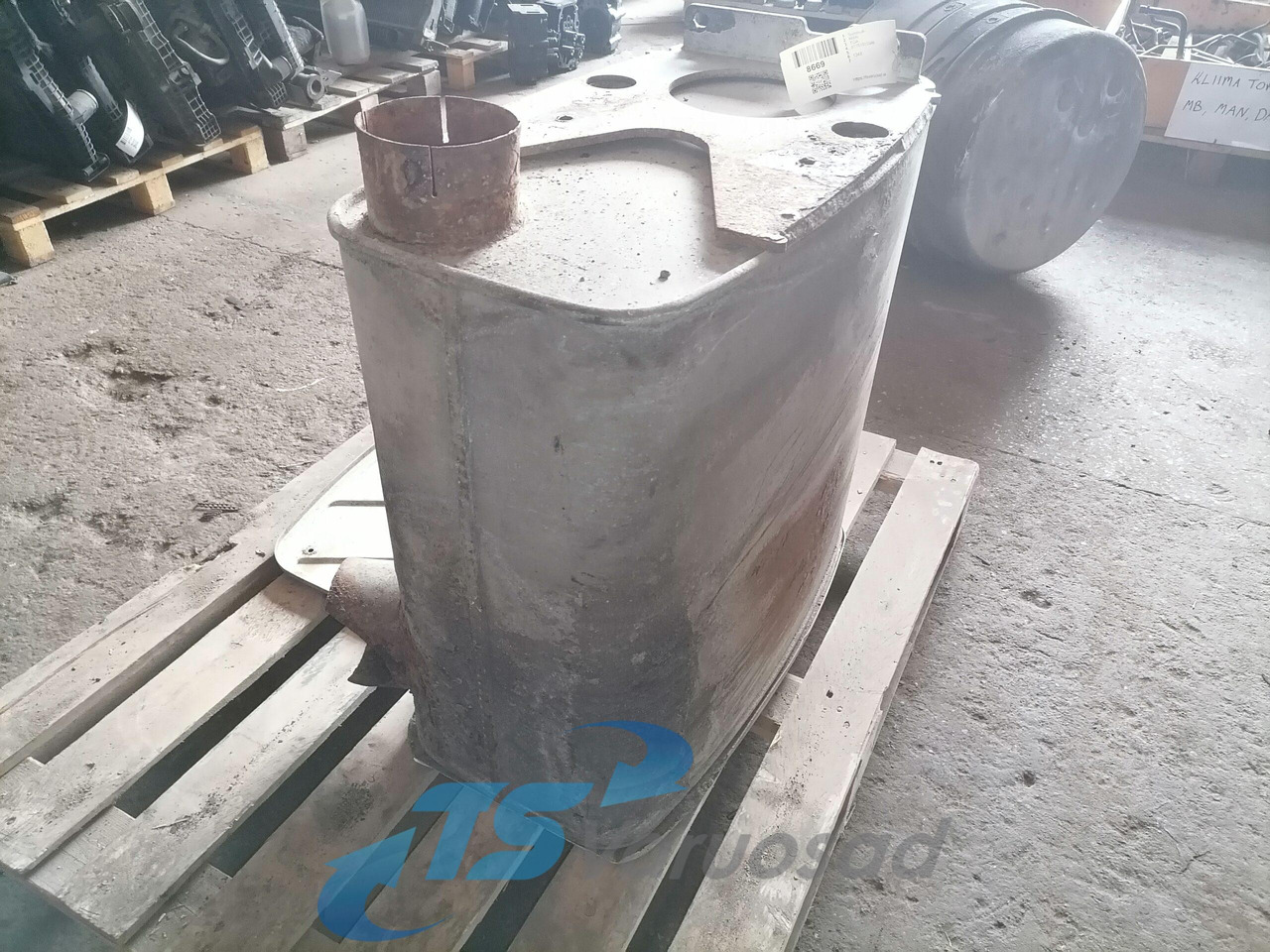 MAN Muffler 81151010346 - Заглушител за Камион: снимка 5 MAN Muffler 81151010346 - Заглушител за Камион: снимка 5