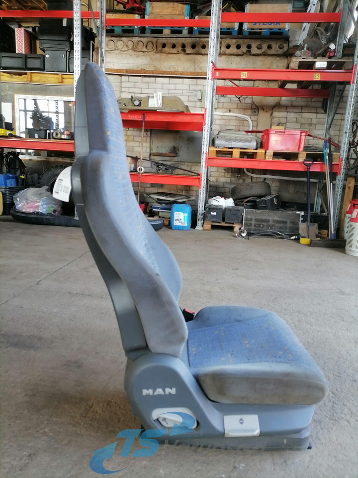 MAN Passenger seat 81623016942 - Седалка за Камион: снимка 3 MAN Passenger seat 81623016942 - Седалка за Камион: снимка 3