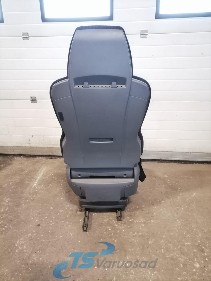 MAN Passenger seat 81623076326 - Седалка за Камион: снимка 3 MAN Passenger seat 81623076326 - Седалка за Камион: снимка 3