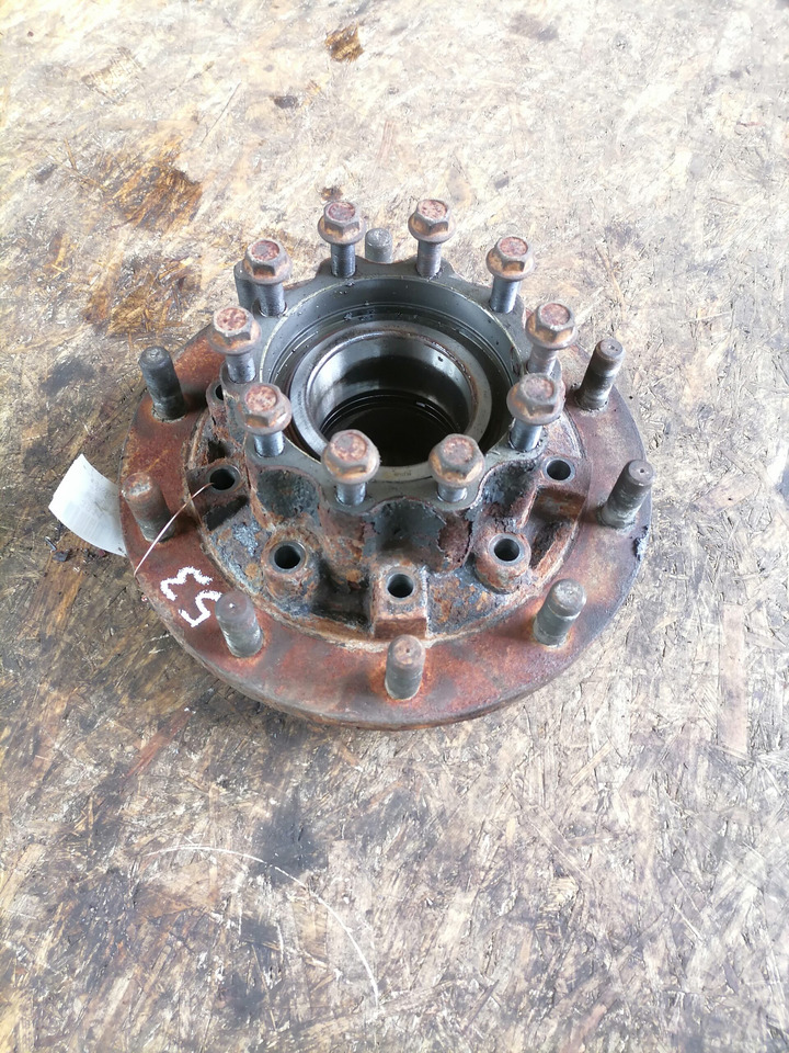 MAN Rear axel hub 81357010155 - Универсална част за Камион: снимка 2 MAN Rear axel hub 81357010155 - Универсална част за Камион: снимка 2
