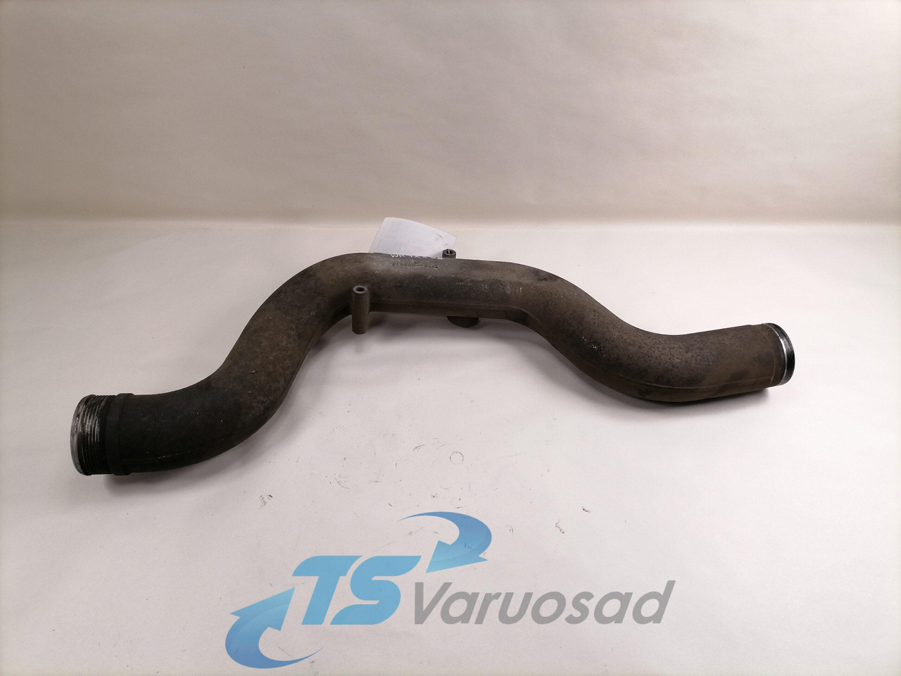 MAN intercooler pipe 51094113442 - Интеркулер за Камион: снимка 1 MAN intercooler pipe 51094113442 - Интеркулер за Камион: снимка 1