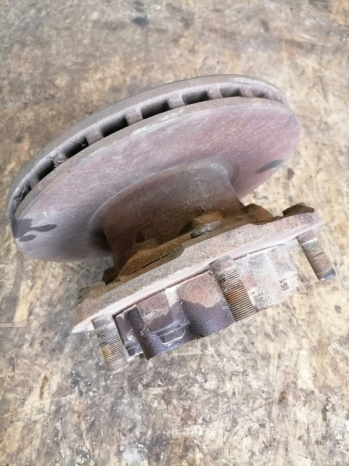 MB Atego truck with wheel hub A9703560301 - Универсална част за Камион: снимка 3 MB Atego truck with wheel hub A9703560301 - Универсална част за Камион: снимка 3
