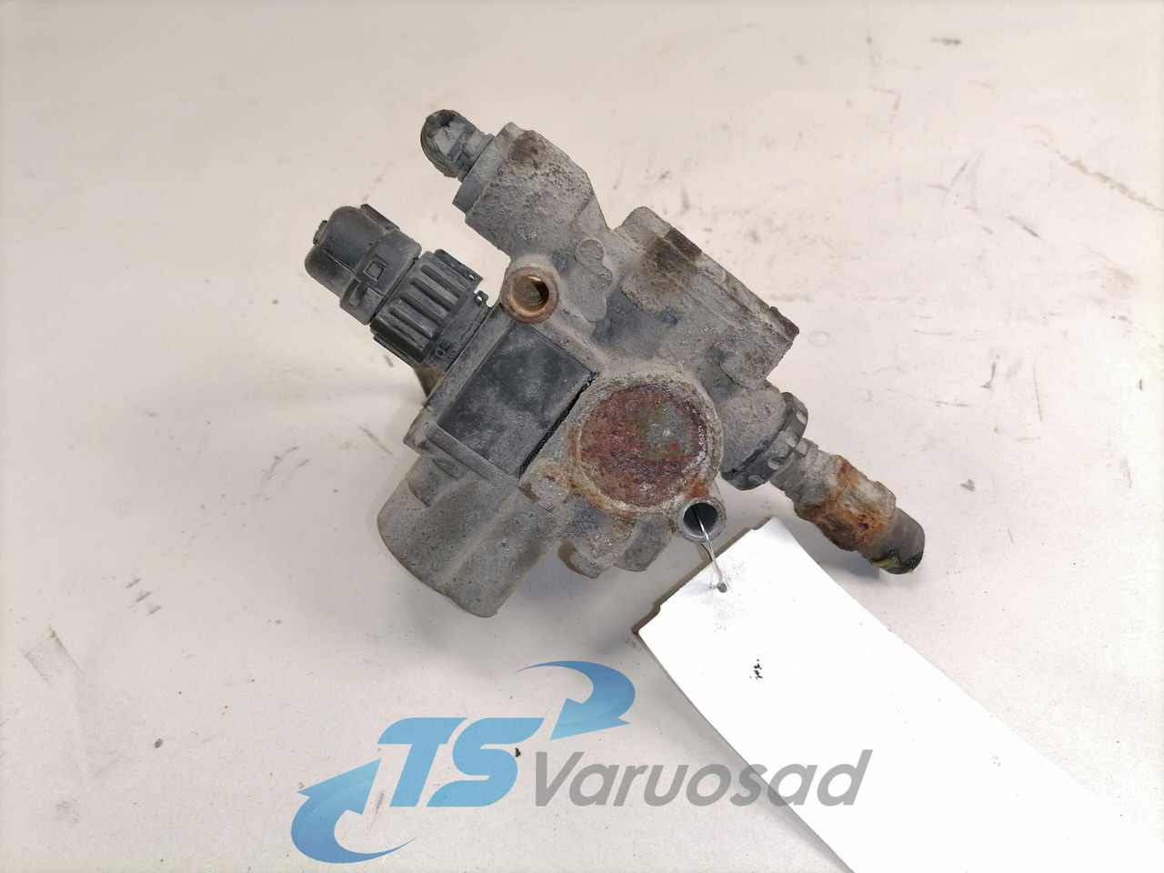 Mercedes-Benz ABS brake valve 0044296544 - Спирачен клапан за Камион: снимка 2 Mercedes-Benz ABS brake valve 0044296544 - Спирачен клапан за Камион: снимка 2
