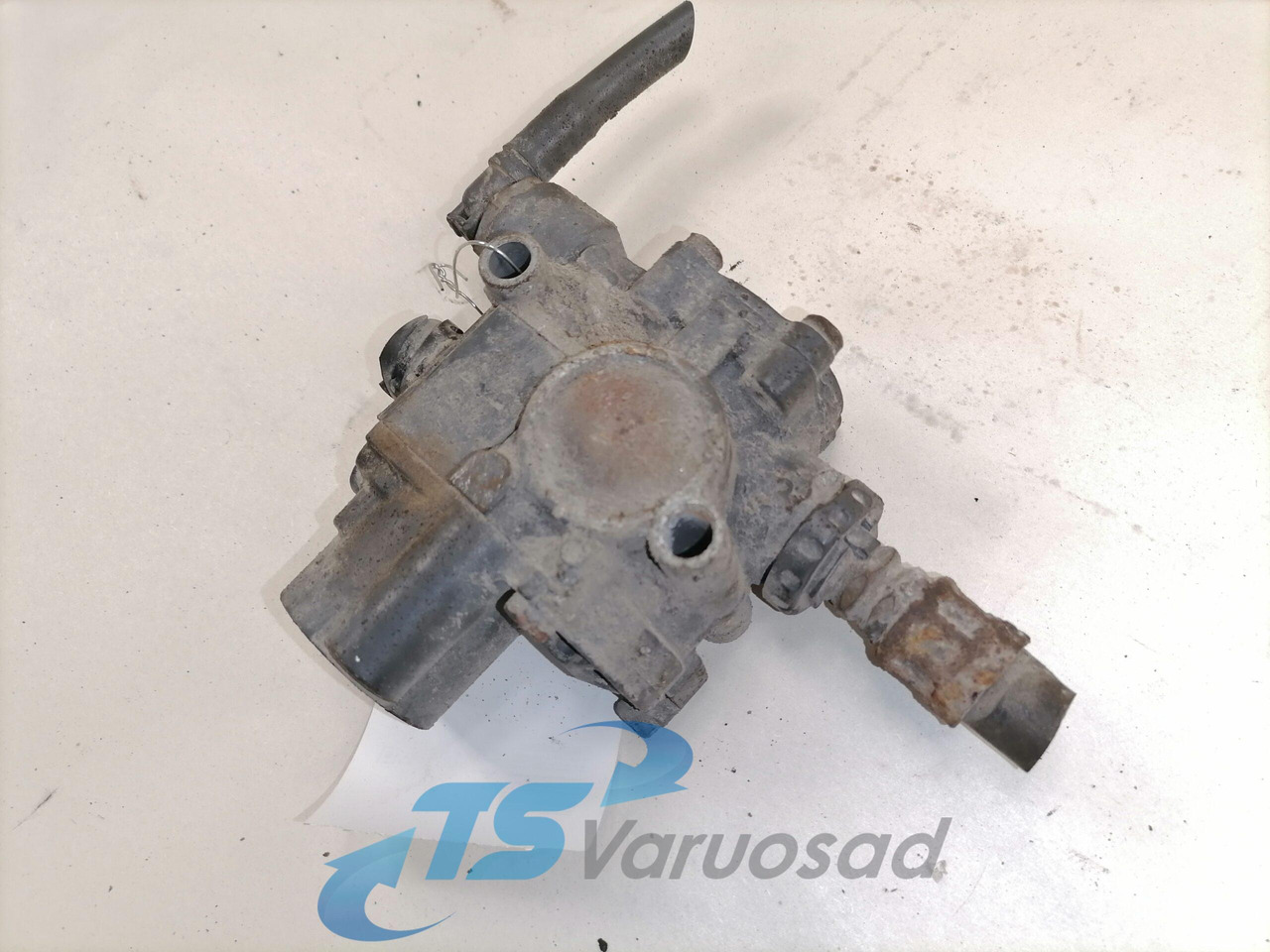 Mercedes-Benz ABS brake valve 0044296544 - Спирачен клапан за Камион: снимка 2 Mercedes-Benz ABS brake valve 0044296544 - Спирачен клапан за Камион: снимка 2
