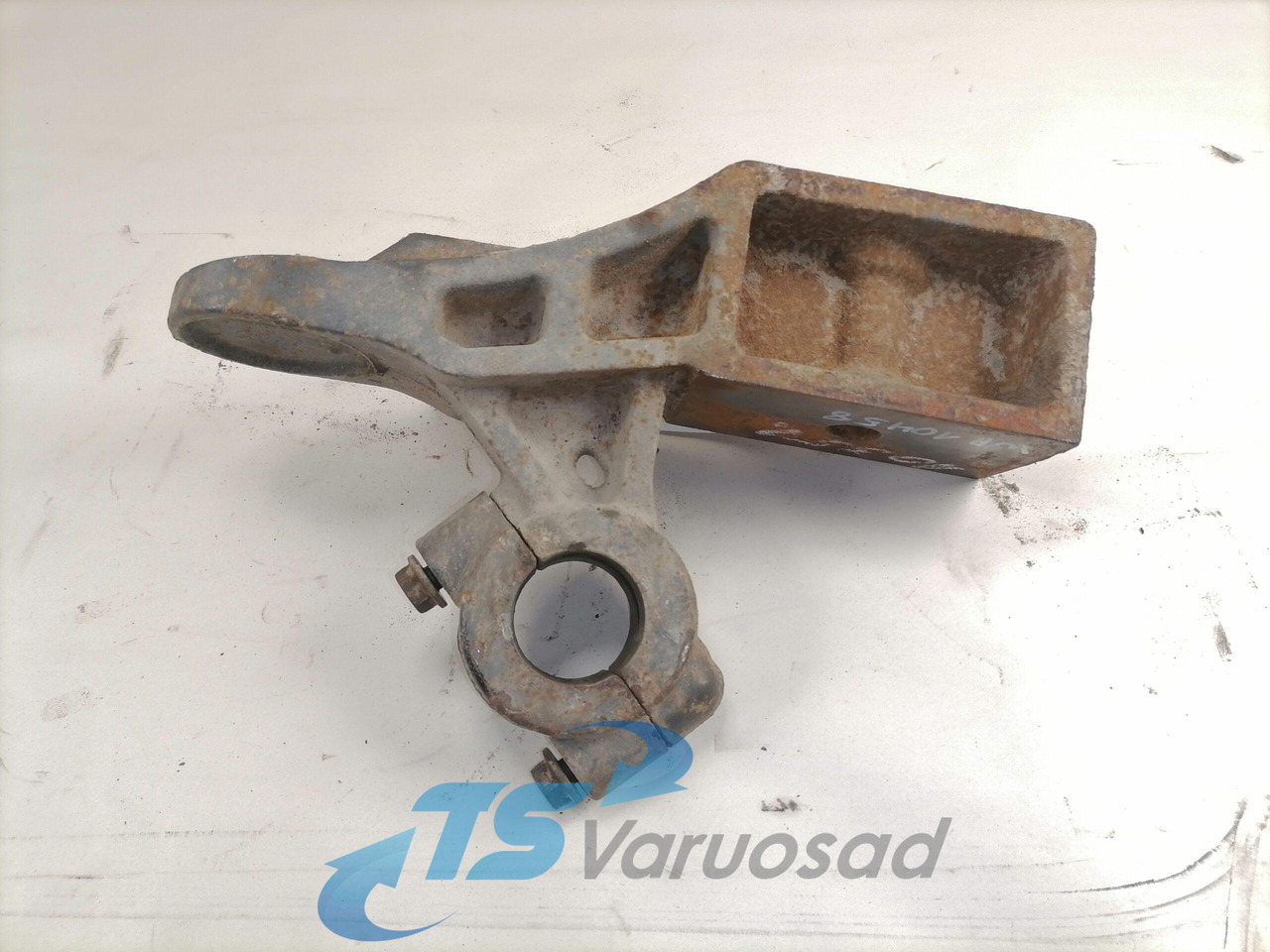 Mercedes-Benz Anti-roll bar bracket A9433234784 - Стабилизираща щанга за Камион: снимка 2 Mercedes-Benz Anti-roll bar bracket A9433234784 - Стабилизираща щанга за Камион: снимка 2