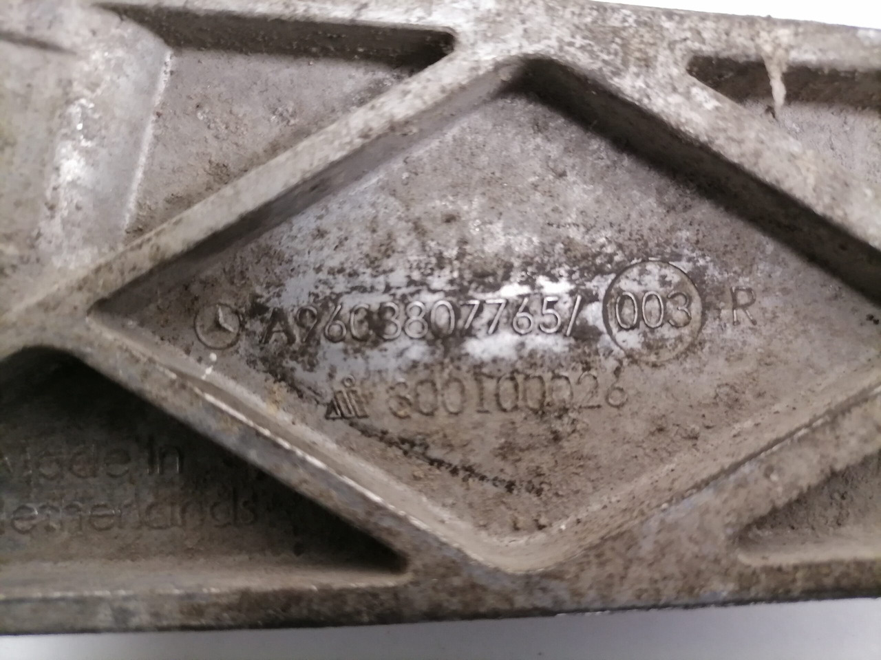 Mercedes-Benz Bracket A9608807765 - Рама/ Шаси за Камион: снимка 3 Mercedes-Benz Bracket A9608807765 - Рама/ Шаси за Камион: снимка 3