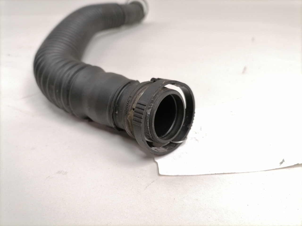 Mercedes-Benz Compressor air pipe A4711303257 - Компресор за Камион: снимка 3 Mercedes-Benz Compressor air pipe A4711303257 - Компресор за Камион: снимка 3